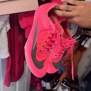 track spikes